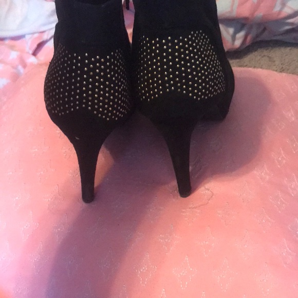 Cato Booties - Picture 2 of 4